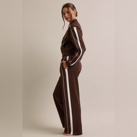 Pamela Pants & Sweatsuit Set- Brown - Picture 2 of 5